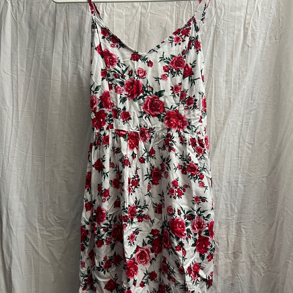 H&M Red and White Floral Mini Dress